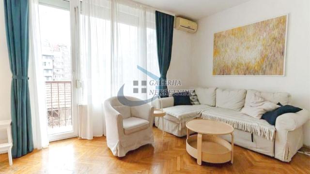 Stan, Trosoban, Prodaja, 69m2, Crveni krst, Vračar, Šumatovačka