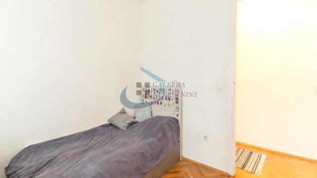 Stan, Trosoban, Prodaja, 69m2, Crveni krst, Vračar, Šumatovačka