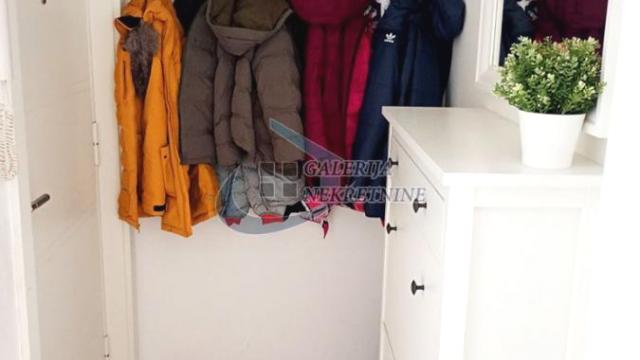 Stan, Trosoban, Prodaja, 69m2, Crveni krst, Vračar, Šumatovačka