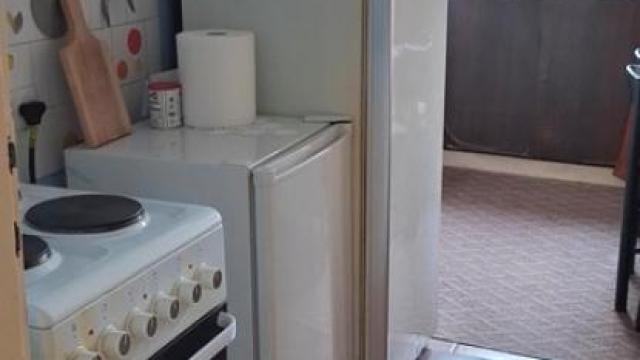 Stan, Jednosoban, Prodaja, 31m2, Zemun polje, Zemun, Devaldovih