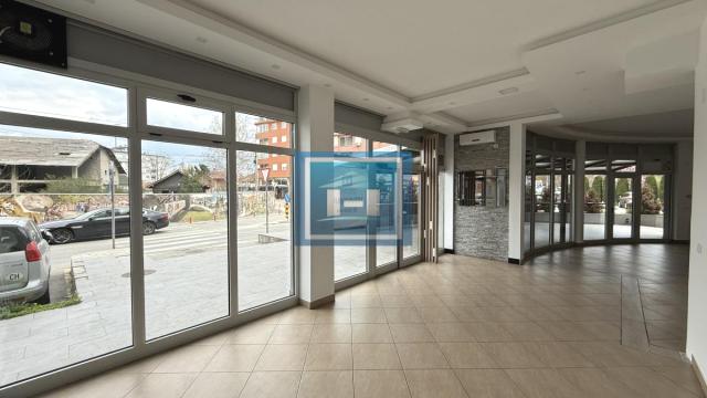 Poslovni prostor, Izdavanje, 120m2, Aqua park, Gradska lokacija, Jagodina