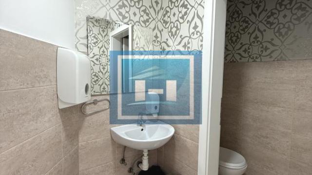 Poslovni prostor, Izdavanje, 120m2, Aqua park, Gradska lokacija, Jagodina