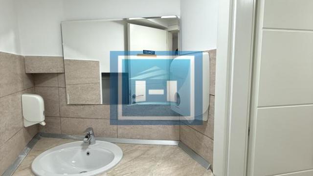 Poslovni prostor, Izdavanje, 120m2, Aqua park, Gradska lokacija, Jagodina
