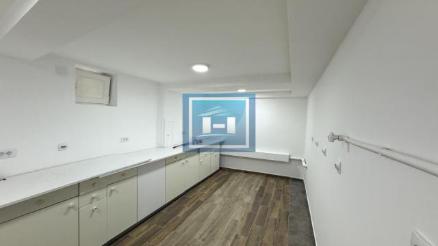 Poslovni prostor, Izdavanje, 120m2, Aqua park, Gradska lokacija, Jagodina