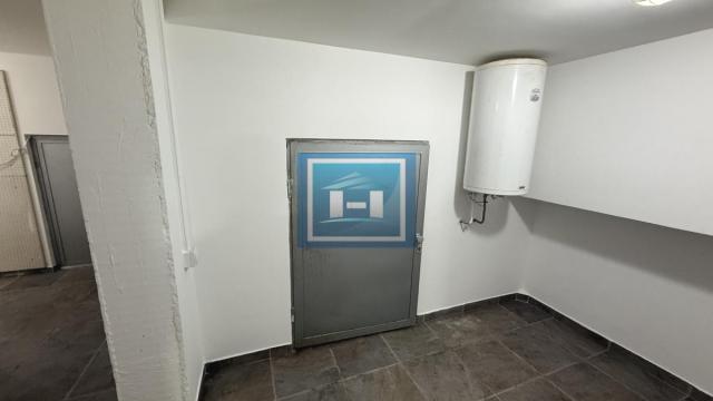 Poslovni prostor, Izdavanje, 120m2, Aqua park, Gradska lokacija, Jagodina