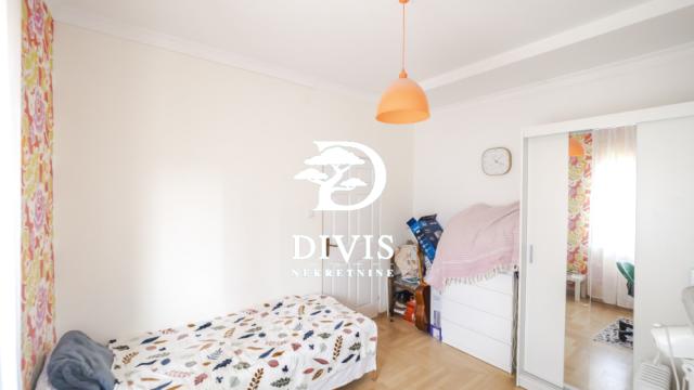 Stan, Trosoban, Prodaja, 64m2, Zmaja od Noćaja