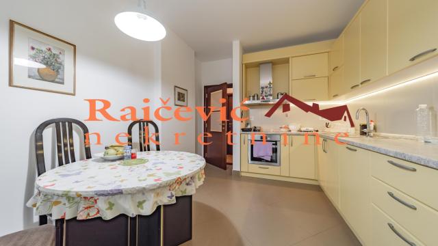 Stan, Trosoban, Prodaja, 98m2, Dedinje, Savski venac, Mihaila Avramovica