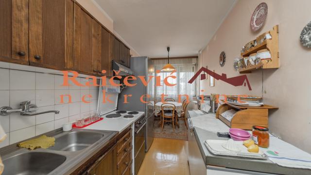 Stan, četvorosoban, Prodaja, 97m2, Dorćol, Stari grad, Visokog Stevana