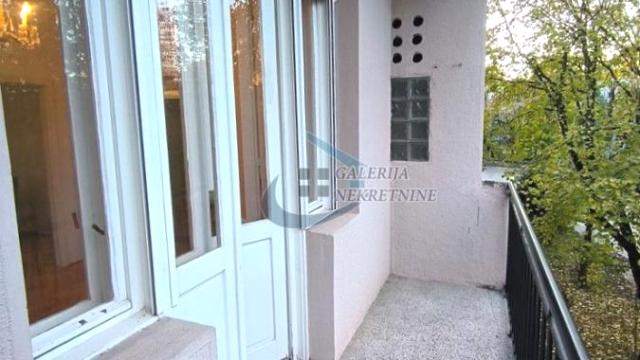 Poslovni prostor, Dvosoban, Izdavanje, 52m2, Dedinje, Savski venac, Sime Lozanića