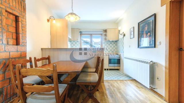 Stan, Trosoban, Prodaja, 78m2, Atelje 212, Stari grad, Milutina Bojića