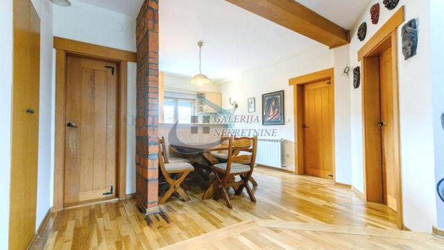 Stan, Trosoban, Prodaja, 78m2, Atelje 212, Stari grad, Milutina Bojića