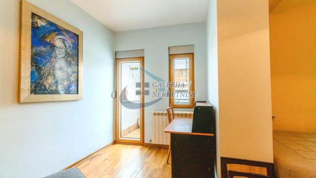 Stan, Trosoban, Prodaja, 78m2, Atelje 212, Stari grad, Milutina Bojića