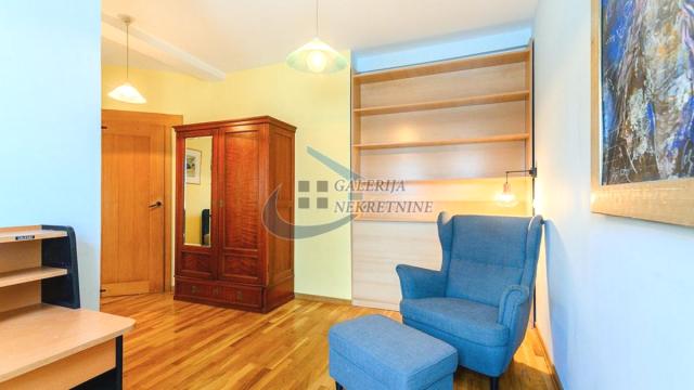 Stan, Trosoban, Prodaja, 78m2, Atelje 212, Stari grad, Milutina Bojića