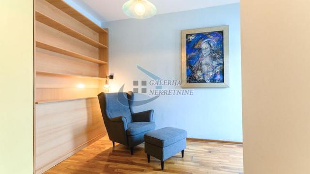 Stan, Trosoban, Prodaja, 78m2, Atelje 212, Stari grad, Milutina Bojića