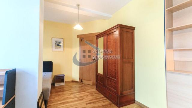 Stan, Trosoban, Prodaja, 78m2, Atelje 212, Stari grad, Milutina Bojića