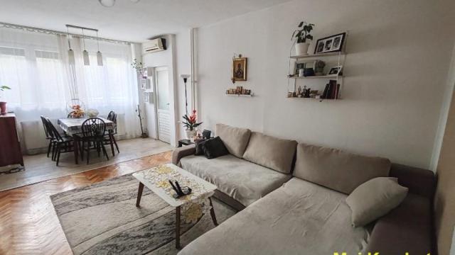 Stan, Trosoban, Prodaja, 73m2, Konjarnik, Voždovac, Deset avijatičara