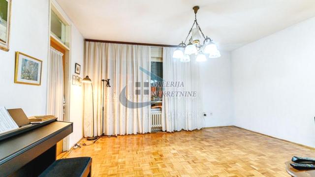 Stan, Troiposoban, Prodaja, 73m2, Karadjordjev park, Vračar, Nebojšina