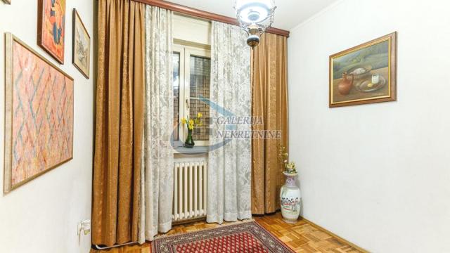 Stan, Troiposoban, Prodaja, 73m2, Karadjordjev park, Vračar, Nebojšina