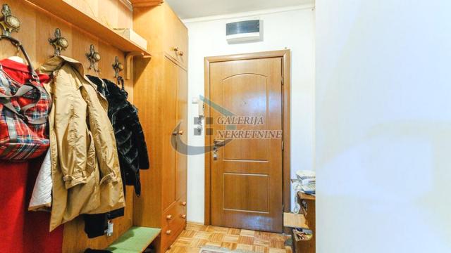 Stan, Troiposoban, Prodaja, 73m2, Karadjordjev park, Vračar, Nebojšina