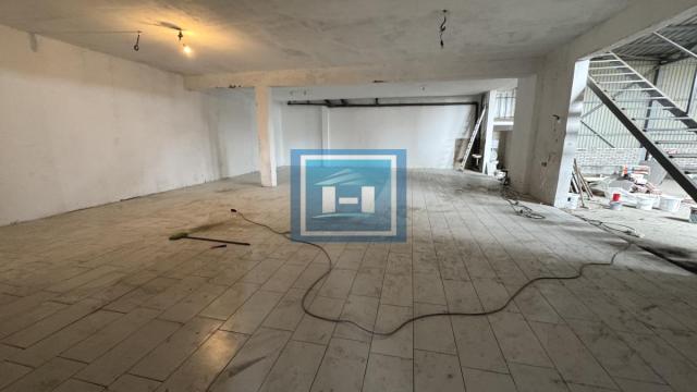 Poslovni prostor, Izdavanje, 750m2, Mijatovac, Okolno mesto, Ćuprija