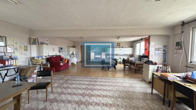 Poslovni prostor, Izdavanje, 750m2, Mijatovac, Okolno mesto, Ćuprija