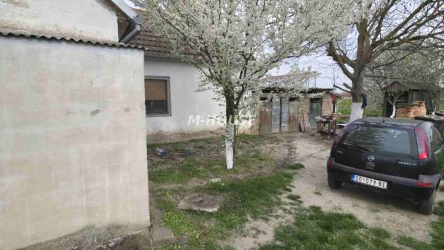 Kuća, Trosoban, Prodaja, 90m2, Svetozar Miletić, Okolno mesto, Sombor