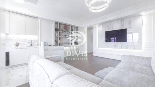 Stan, četvorosoban, Prodaja, 118m2, Kumodraška