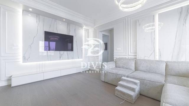 Stan, četvorosoban, Prodaja, 118m2, Kumodraška