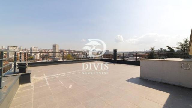 Stan, četvorosoban, Prodaja, 118m2, Kumodraška