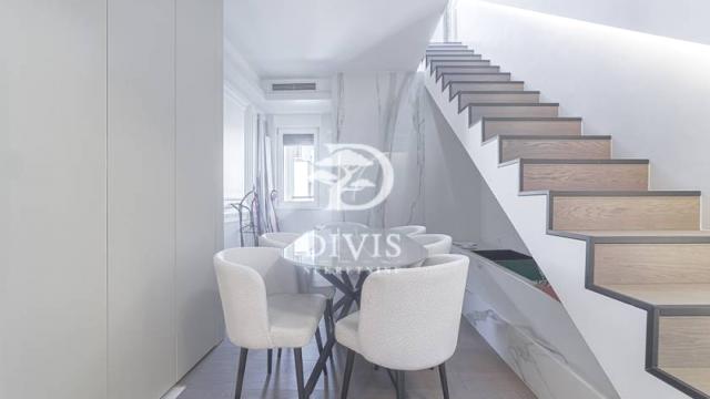 Stan, četvorosoban, Prodaja, 118m2, Kumodraška