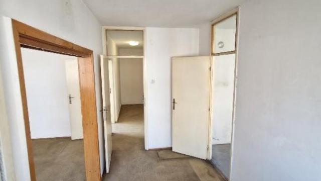 Stan, Dvosoban, Prodaja, 72m2, Blok 70 (kineski tržni centar), Novi Beograd, Jurija Gagarina