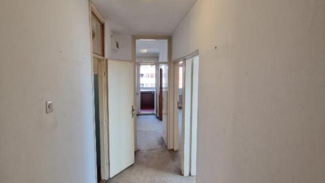 Stan, Dvosoban, Prodaja, 72m2, Blok 70 (kineski tržni centar), Novi Beograd, Jurija Gagarina