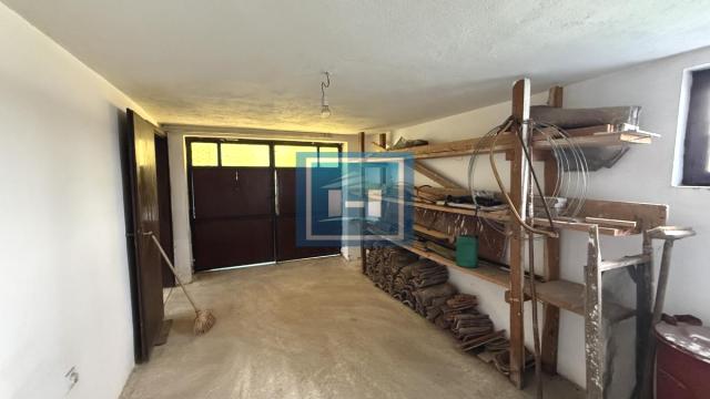 Kuća, Prodaja, 257m2, Strelište, Gradska lokacija, Jagodina