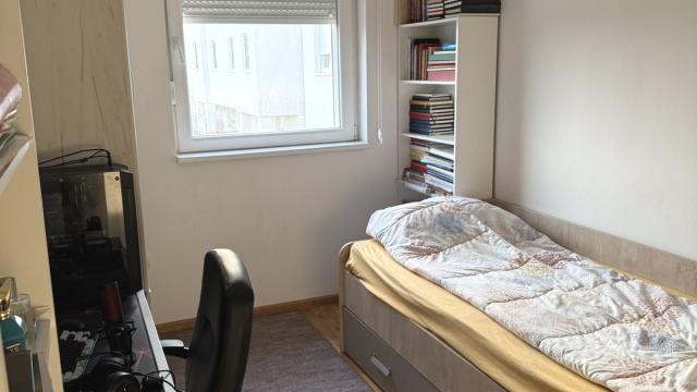 Stan, četvorosoban, Prodaja, 80m2, Kragujevačka