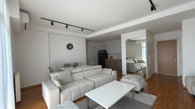 Stan, četvorosoban, Izdavanje, 113m2, BW Parkview