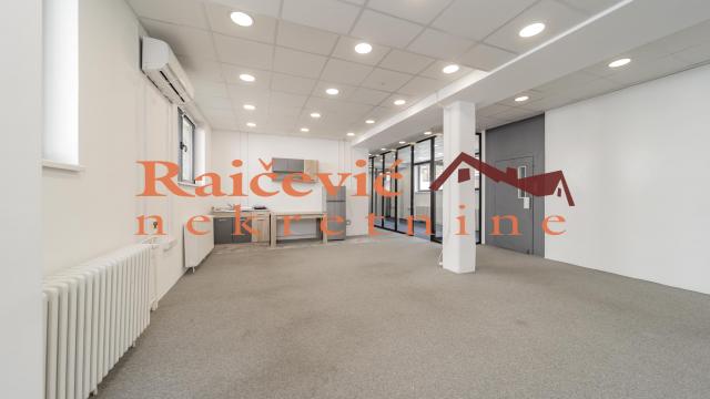 Poslovni prostor, Petosoban, Izdavanje, 200m2, Voždovac, Deli Radivoja