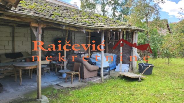 Kuća, Petosoban, Prodaja, 200m2, Ripanj, Voždovac, Put za Petrino brdo