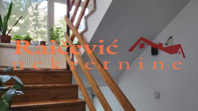 Kuća, Petosoban, Prodaja, 200m2, Ripanj, Voždovac, Put za Petrino brdo