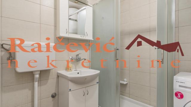 Stan, Jednoiposoban, Izdavanje, 41m2, Gornji grad, Zemun, Cara Dusana