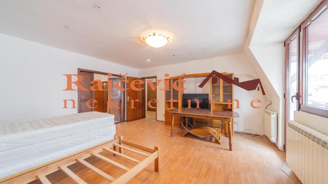 Kuća, Izdavanje, 250m2, Učiteljsko naselje, Zvezdara, Uciteljska