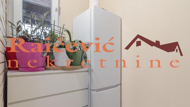 Stan, Dvosoban, Prodaja, 59m2, Cerak vinogradi, Čukarica, Breza