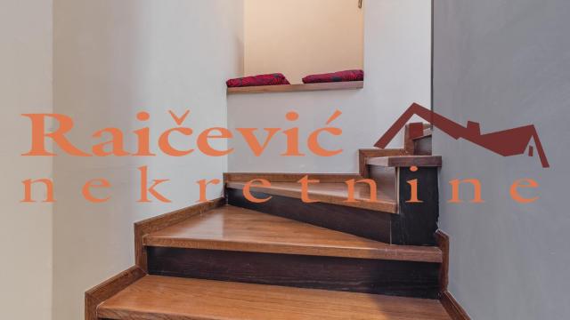 Stan, Troiposoban, Izdavanje, 120m2, Kalenić pijaca, Vračar, Kursulina