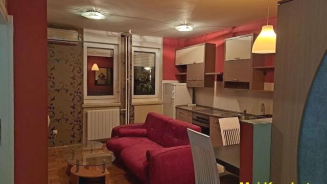 Stan, Dvoiposoban, Prodaja, 49m2, Blok 61, Novi Beograd, Dušana Vukasovića