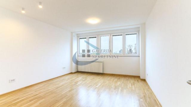 Stan, Trosoban, Prodaja, 61m2, Stari Merkator, Novi Beograd, Otona Župančića