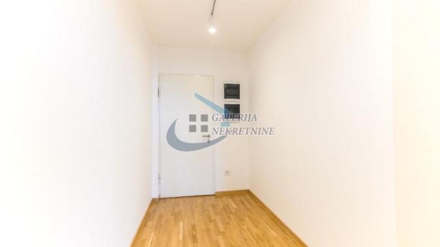 Stan, Trosoban, Prodaja, 61m2, Stari Merkator, Novi Beograd, Otona Župančića