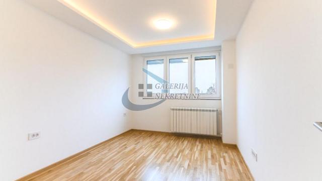 Stan, Trosoban, Prodaja, 61m2, Stari Merkator, Novi Beograd, Otona Župančića