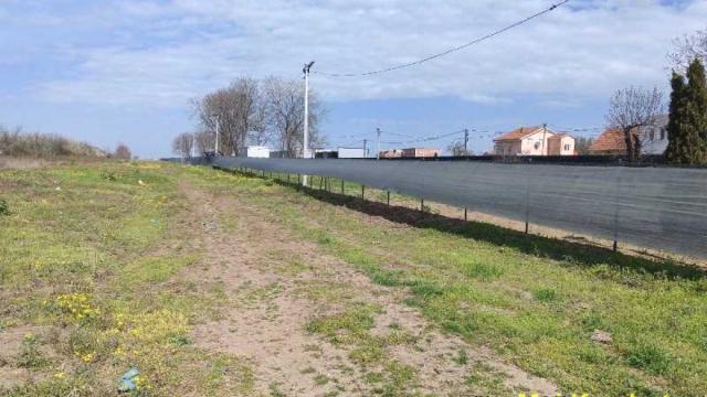 Plac, Izdavanje, m2, Surčin (mesto), Surčin, Vojvođanska