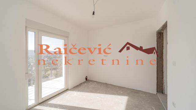 Stan, Trosoban, Prodaja, 81m2, Kaludjerica, Grocka, Kaludjerica