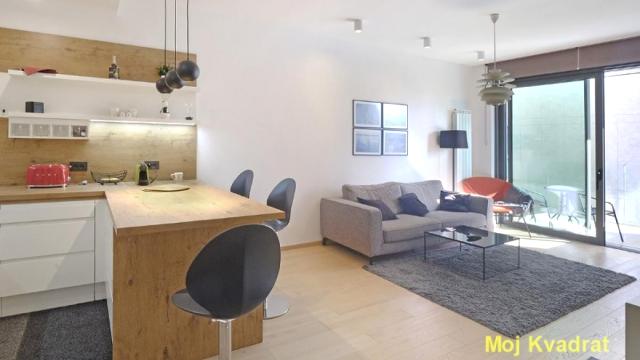 Stan, Dvosoban, Izdavanje, 56m2, Dorćol, Stari grad, Venizelosova