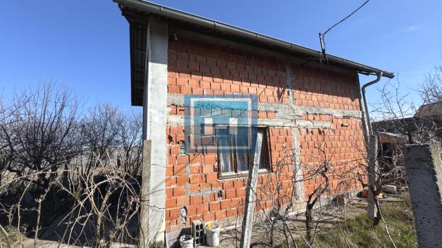 Kuća, Trosoban, Prodaja, 74m2, Rasputnica, Okolno mesto, Ćuprija